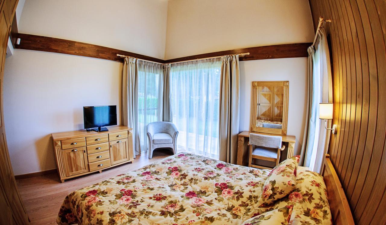 בנסקו Golf Villa Malina מראה חיצוני תמונה