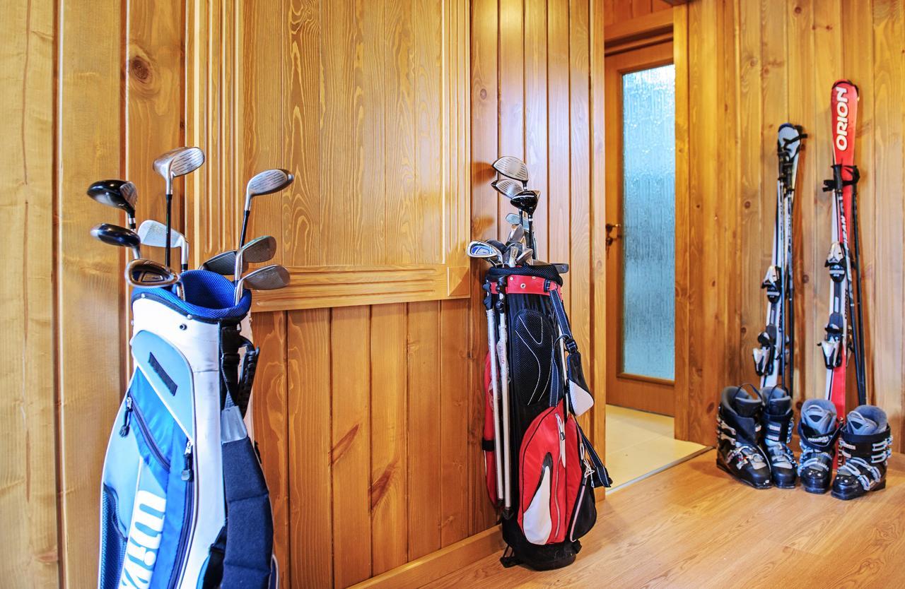 בנסקו Golf Villa Malina מראה חיצוני תמונה